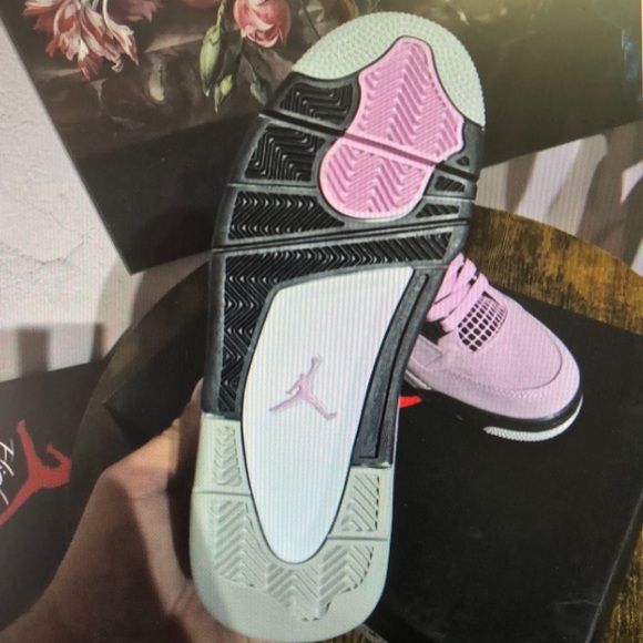 Jordan Air Jordan 4 “Orchid” - Picture 5 of 5
